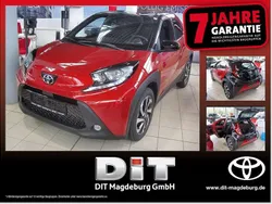 Chili red / black mica Neu 2025 Toyota Aygo Kleinwagen | 16.590 €