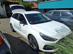 Weiß Gebraucht 2021 Hyundai i30 Edition 30+ Kombi | 11.990 € (Fairer Preis)