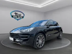 Tiefschwarzmetallic Gebraucht 2014 Porsche Macan Turbo SUV | 29.990 € (Fairer Preis)