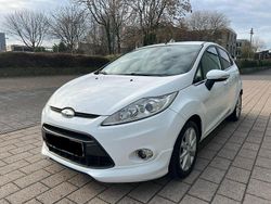 Weiß Gebraucht 2010 Ford Fiesta ST-Line Kleinwagen | 5.290 € (Fairer Preis)