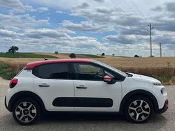 Weiß Gebraucht 2017 Citroën C3 PureTech Kleinwagen | 8.500 € (Fairer Preis)