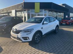 Weiß Gebraucht 2023 Renault Arkana Equilibre SUV | 20.997 € (Guter Preis)
