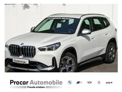 Weiss Gebraucht 2023 BMW iX1 xLine SUV | 47.490 € (Fairer Preis)