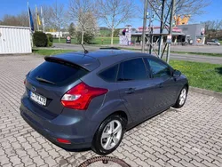 Grau Gebraucht 2011 Ford Focus Trend Limousine | 3.500 € (Guter Preis)