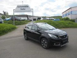 Schwarz Gebraucht 2019 Peugeot 2008 Allure SUV | 9.990 € (Guter Preis)