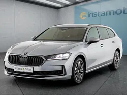 Silber Gebraucht 2024 Skoda Superb Kombi | 38.899 € (Superpreis)