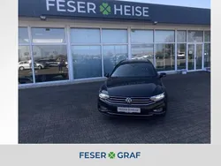 Grau Gebraucht 2022 VW Passat Business Kombi | 21.990 € (Fairer Preis)