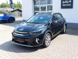 Aurora black Gebraucht 2024 Kia Stonic Vision SUV | 18.200 € (Fairer Preis)