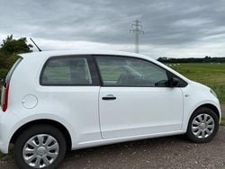 Weiß Gebraucht 2015 Skoda Citigo G-TEC Cool Edition Kleinwagen | 5.900 €