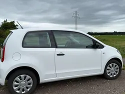 Weiß Gebraucht 2015 Skoda Citigo G-TEC Cool Edition Kleinwagen | 4.950 €