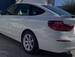 Weiß Gebraucht 2020 BMW 318 Gran Turismo Advantage Limousine | 17.490 € (Guter Preis)