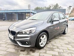 Grau Gebraucht 2017 BMW 218 Active Tourer Advantage Van / Kleinbus | 11.299 € (Guter Preis)