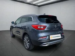 Grau Gebraucht 2019 Renault Kadjar SUV | 20.399 € (Etwas zu teuer)