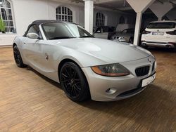 Silber Gebraucht 2004 BMW Z4 Sport Line Cabrio | 5.900 € (Superpreis)
