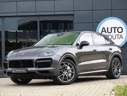 Grau Gebraucht 2020 Porsche Cayenne Turbo SUV | 146.400 €