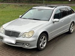 Silber Gebraucht 2007 Mercedes 280 Kombi | 2.450 €