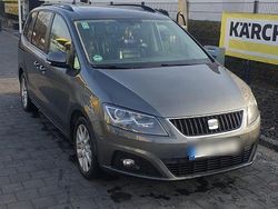 Grau Gebraucht 2011 Seat Alhambra Van / Kleinbus | 9.700 €