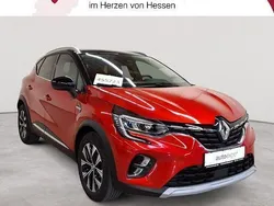 Rot Gebraucht 2024 Renault Captur Techno SUV | 17.889 € (Guter Preis)