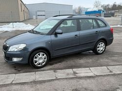 Grau Gebraucht 2010 Skoda Fabia Ambiente Kombi | 2.900 € (Guter Preis)
