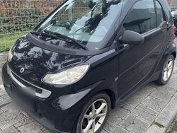 Schwarz Gebraucht 2010 Smart ForTwo Coupé Coupé | 2.800 € (Guter Preis)