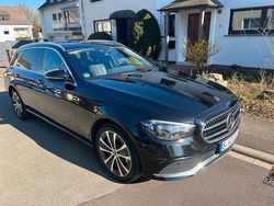 Schwarz Gebraucht 2020 Mercedes E300 Limousine | 28.500 € (Guter Preis)