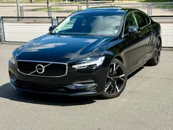 Schwarz Gebraucht 2018 Volvo S90 Momentum Limousine | 23.200 € (Fairer Preis)
