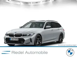 Grau Gebraucht 2024 BMW 330e M Sport Kombi | 52.740 € (Teuer)