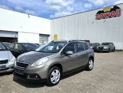 Grau Gebraucht 2015 Peugeot 2008 Active SUV | 6.555 € (Guter Preis)