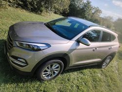 Beige Gebraucht 2016 Hyundai Tucson SUV | 14.900 € (Fairer Preis)