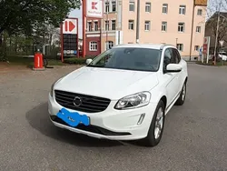 Weiß Gebraucht 2017 Volvo XC60 Summum SUV | 16.750 € (Superpreis)