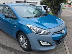 Blau Gebraucht 2013 Hyundai i30 Edition Van / Kleinbus | 3.690 € (Superpreis)