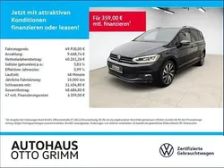 Deep black perleffekt Gebraucht 2025 VW Touran Highline Van / Kleinbus | 48.960 €
