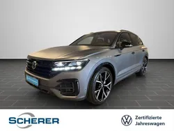 Siliziumgrau metallic matt Gebraucht 2023 VW Touareg R-line SUV | 67.400 € (Etwas zu teuer)