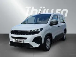 Weiß Gebraucht 2024 Peugeot Rifter Active Van / Kleinbus | 26.990 € (Teuer)