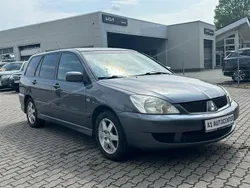 Grau Gebraucht 2007 Mitsubishi Lancer Invite Kombi | 2.990 € (Teuer)