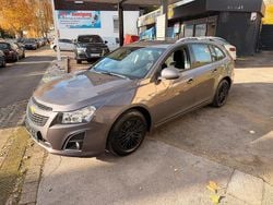 Grau Gebraucht 2013 Chevrolet Cruze Kombi | 3.499 € (Guter Preis)