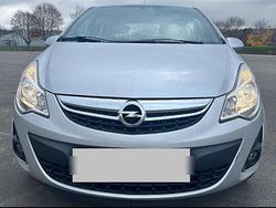Silber Gebraucht 2012 Opel Corsa Limousine | 2.400 € (Guter Preis)