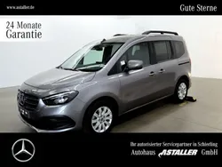 Grau Gebraucht 2024 Mercedes 180 Progressive Limousine | 29.800 € (Fairer Preis)