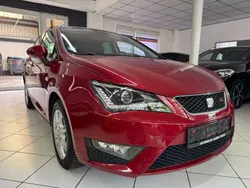 Rot Gebraucht 2013 Seat Ibiza ST FR Kombi | 10.111 € (Etwas zu teuer)