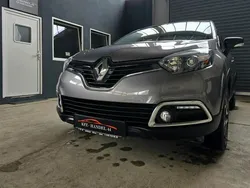 Grau Gebraucht 2016 Renault Captur SUV | 10.800 € (Fairer Preis)
