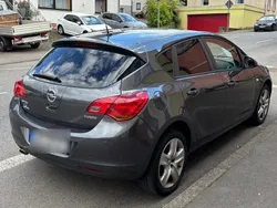 Silber Gebraucht 2010 Opel Astra Limousine | 4.400 € (Fairer Preis)