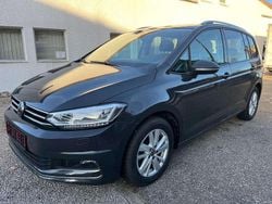 Uranograu Gebraucht 2024 VW Touran Move Van / Kleinbus | 25.990 € (Superpreis)