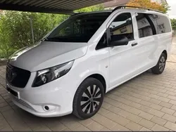 Weiß Gebraucht 2023 Mercedes Vito Van / Kleinbus | 50.000 €