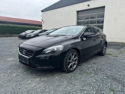 Schwarz Gebraucht 2016 Volvo V40 Ocean Race Kombi | 14.900 € (Fairer Preis)