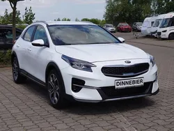 Weiß Gebraucht 2021 Kia XCeed Spirit SUV | 24.390 € (Etwas zu teuer)