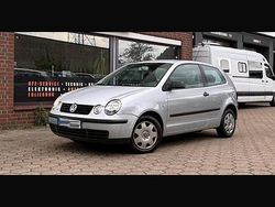 Silber Gebraucht 2005 VW Polo Kleinwagen | 2.500 € (Etwas zu teuer)