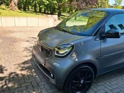Grau Gebraucht 2016 Smart ForTwo Coupé Prime Coupé | 8.500 € (Guter Preis)