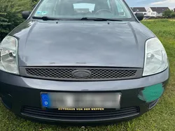 Grau Gebraucht 2005 Ford Fiesta Kleinwagen | 3.000 € (Teuer)