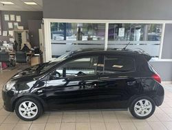 Schwarz Gebraucht 2016 Mitsubishi Space Star Edition+ Kleinwagen | 10.990 € (Fairer Preis)