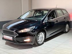 Schwarz Gebraucht 2018 Ford Focus Cool & Connect Limousine | 10.870 € (Guter Preis)